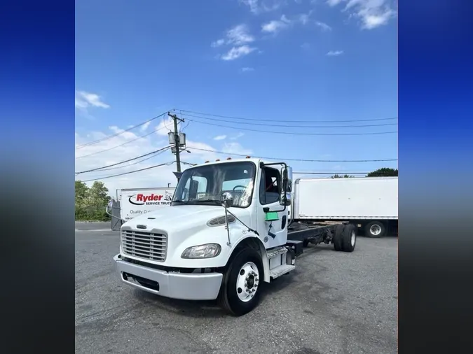 2019 FREIGHTLINER M2 106