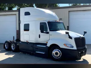 2021 INT LT625 6x4