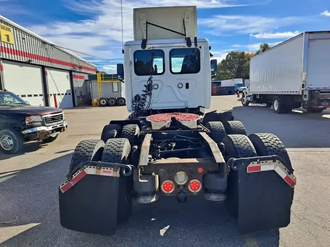 2019 FREIGHTLINER/MERCEDES NEW CASCADIA PX126648fcaa1a283419f28271b95ef58c40dc4