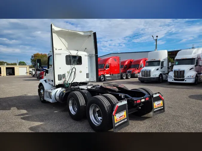 2020 Peterbilt 579