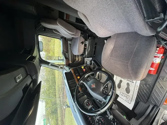 2022 INTERNATIONAL LT625