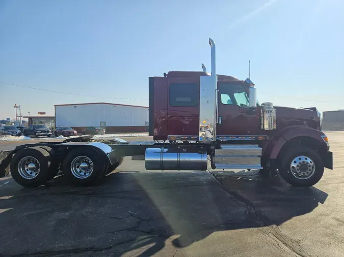 2024 International HX520