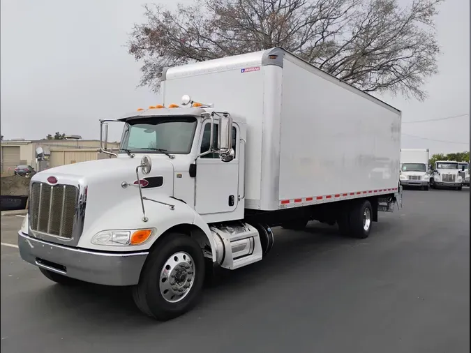 2020 Peterbilt 337