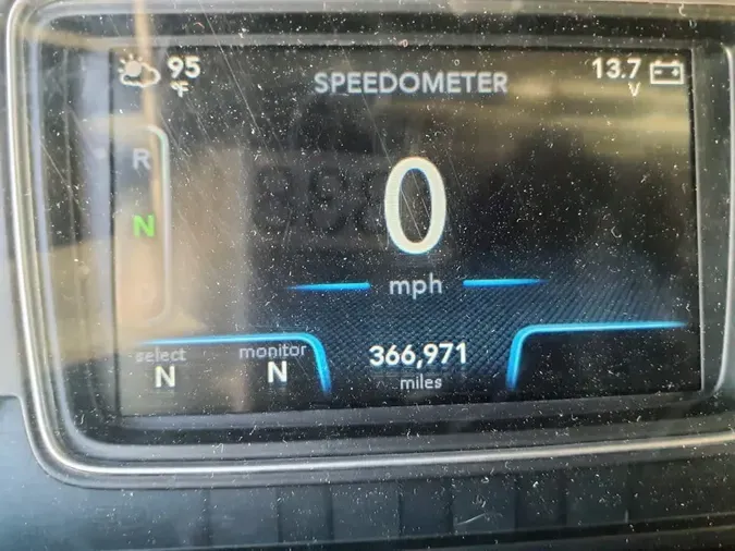 2020 NAVISTAR INTERNATIONAL MV607 (4X2)