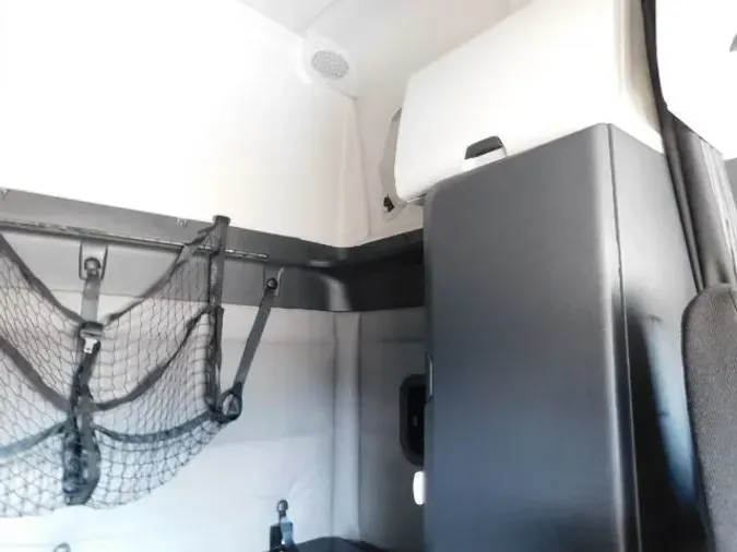 2018 Freightliner New Cascadia 126