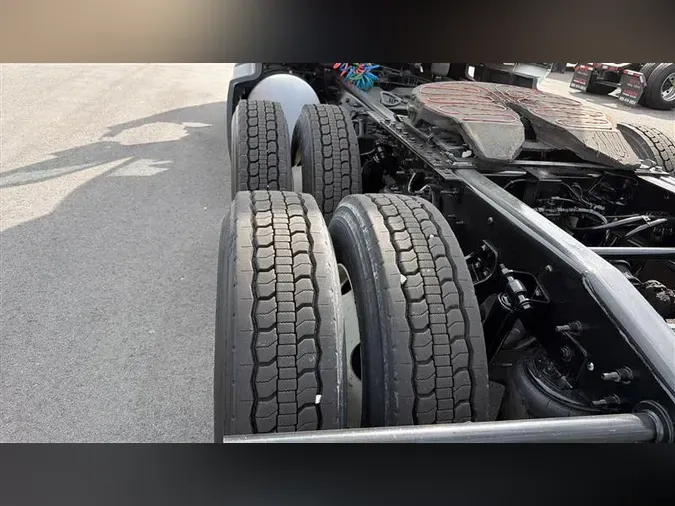 2022 INTERNATIONAL LT8fd7f591e95c24280fe905988e1af608