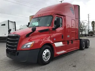 2022 FREIGHTLINER CA126