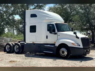2021 INT LT625 6x4