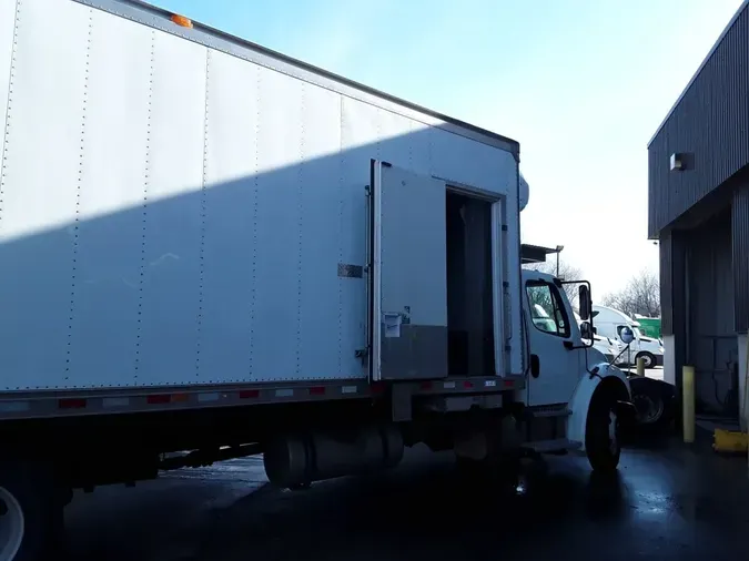 2020 FREIGHTLINER/MERCEDES M2 106