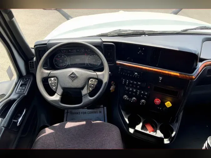 2022 INT LT625 6x4