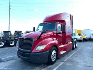 2022 International LT625