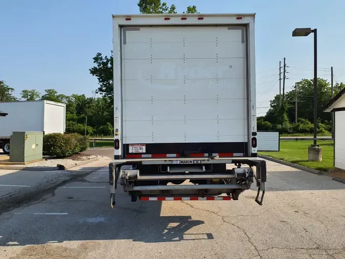 2018 FREIGHTLINER M2 106