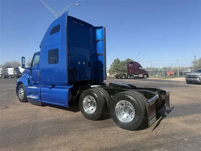 2021 INTERNATIONAL LT