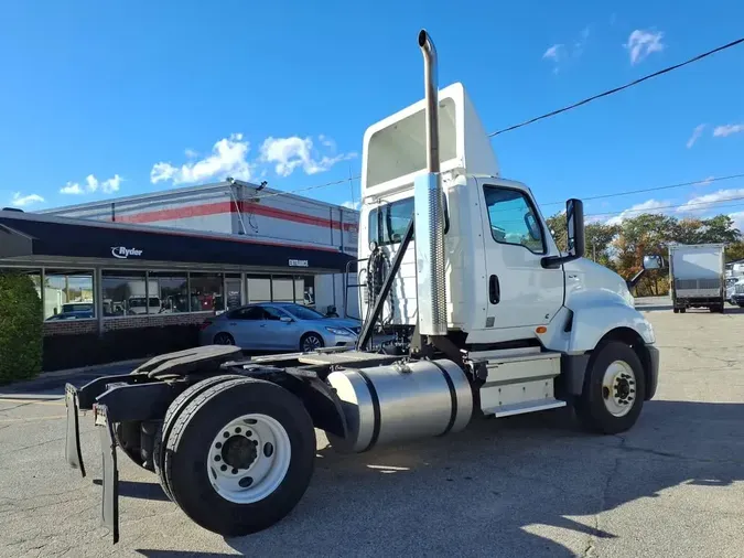 2021 NAVISTAR INTERNATIONAL LT625 DAYCAB S/A