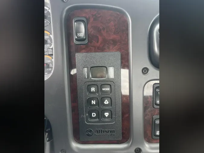2022 Freightliner Business Class M2 112