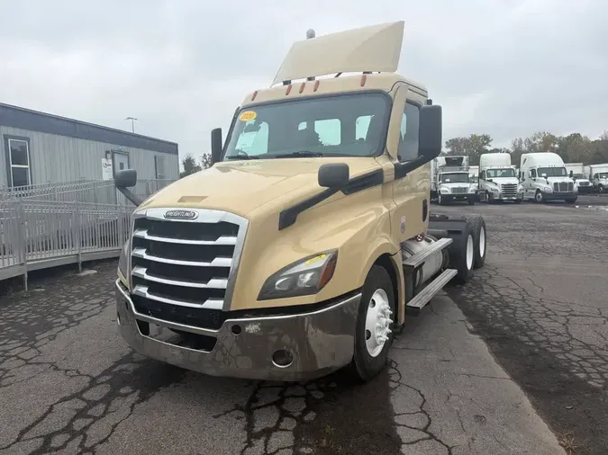 2020 FREIGHTLINER/MERCEDES NEW CASCADIA PX126648fe7f69e8b0f522bcf5125e5e0a0f65e