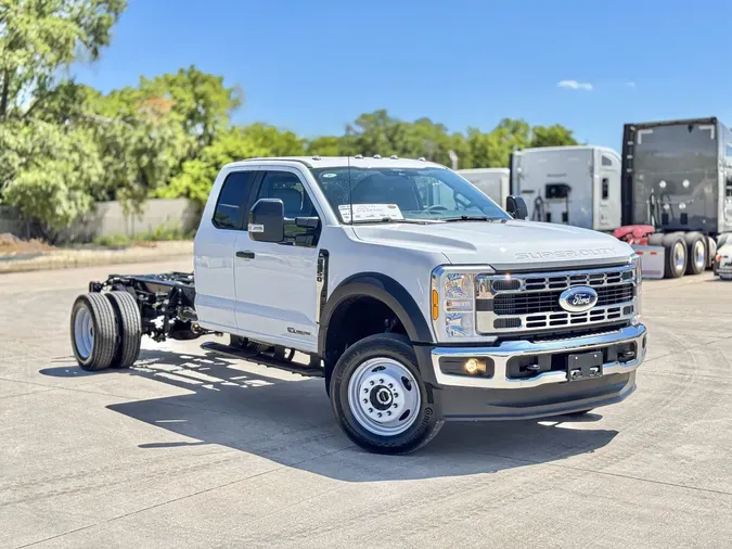 2025 FORD F-550 XL