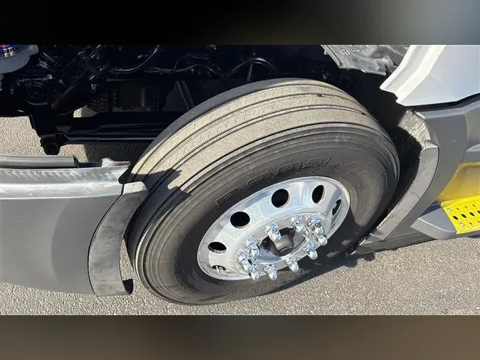 2022 FREIGHTLINER CA126