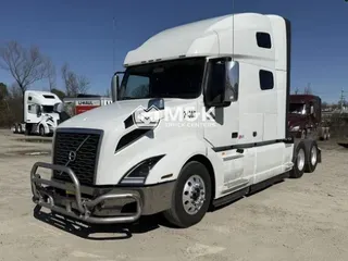 2024 VOLVO VNL64T760