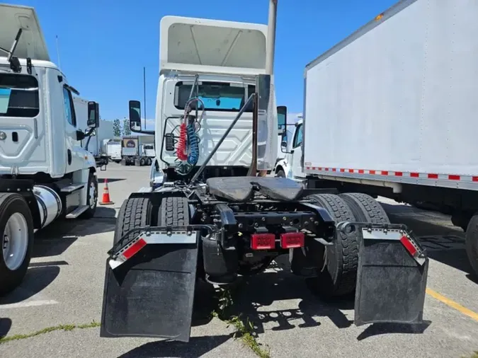 2021 NAVISTAR INTERNATIONAL LT625 DAYCAB S/A