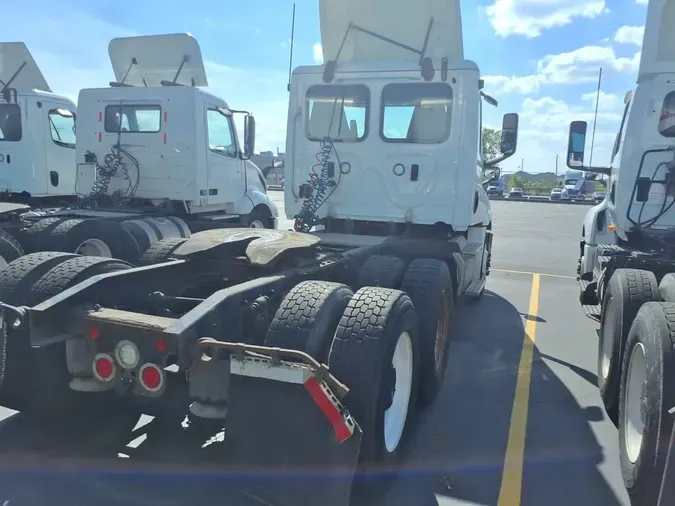 2019 FREIGHTLINER NEW CASCADIA PX12664