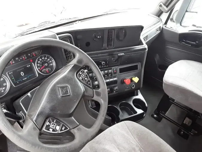 2020 NAVISTAR INTERNATIONAL LT625 DAYCAB T/A
