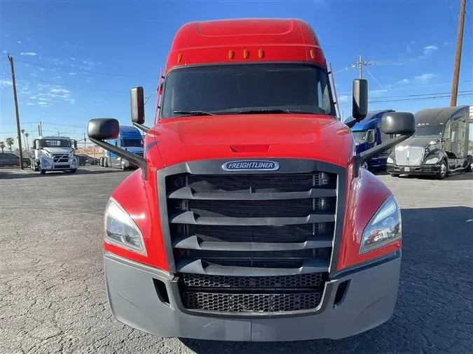 2022 FREIGHTLINER CASCADIA