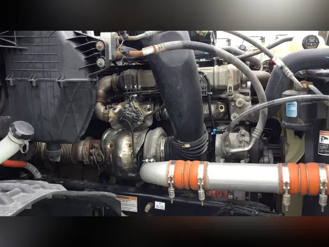 2022 Freightliner Cascadia 126