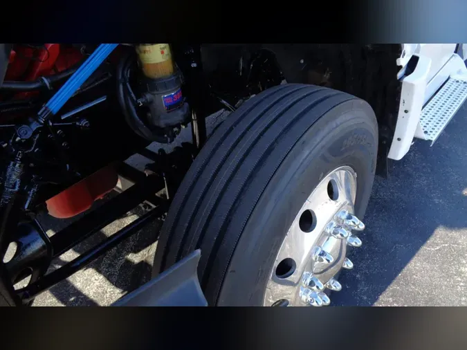 2021 International LT625