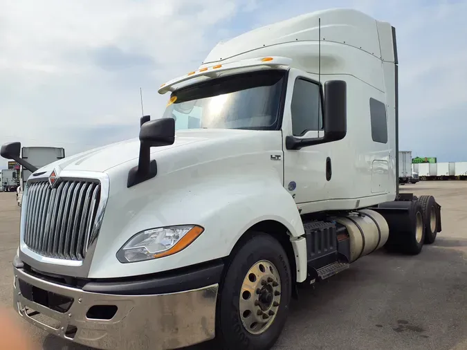 2019 NAVISTAR INTERNATIONAL LT625 SLPR CAB