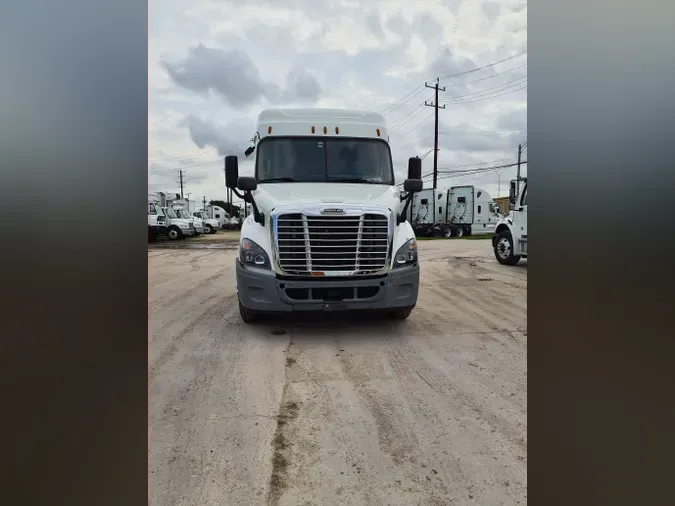 2019 FREIGHTLINER/MERCEDES CASCADIA 113