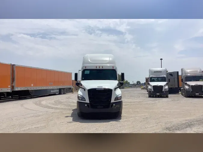 2022 Freightliner Cascadia