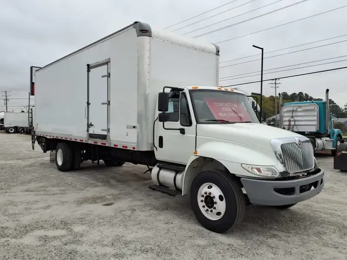 2018 NAVISTAR INTERNATIONAL 4300