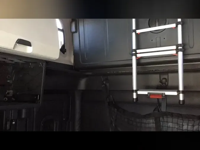 2023 Freightliner Cascadia 126