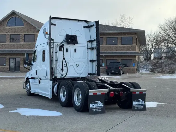 2022 FREIGHTLINER Cascadia 1269025657bed253b1b4202519864503731