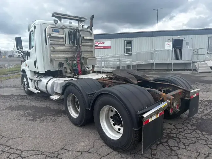 2020 FREIGHTLINER/MERCEDES CASCADIA 125902832fda4c2b642bb9f133175157c90