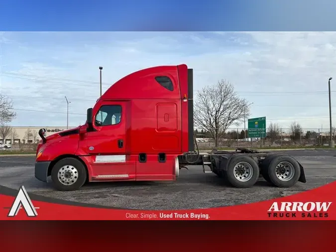 2022 FREIGHTLINER CA126