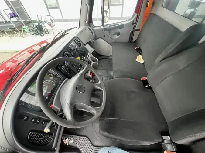 2019 FREIGHTLINER/MERCEDES M2 106902b05f078bd8ec7648d7d4f7f2eb5f3