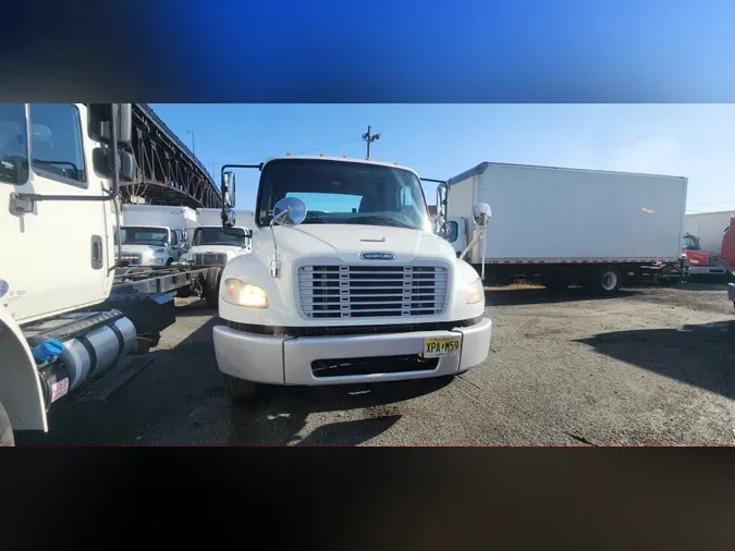 2019 FREIGHTLINER/MERCEDES M2 106