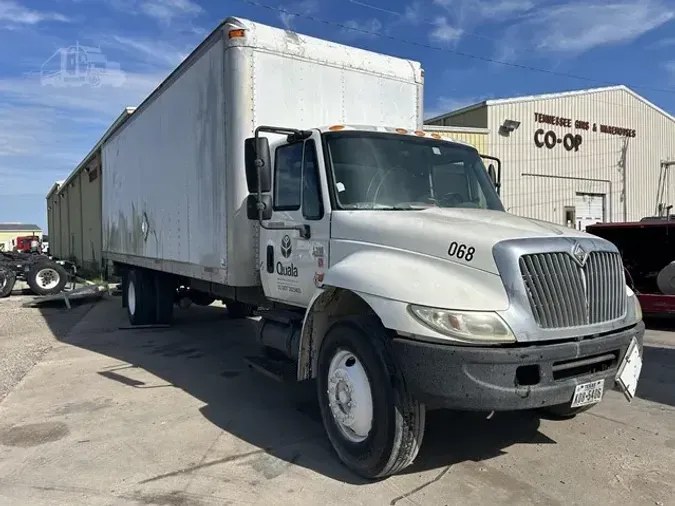 2003 INTERNATIONAL DURASTAR 4300