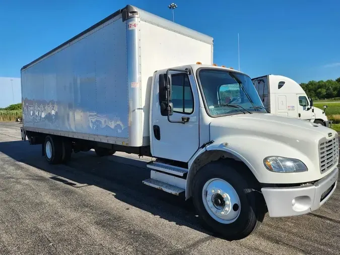 2019 Freightliner M2 106