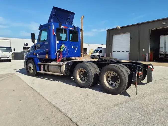 2018 FREIGHTLINER CASCADIA 125
