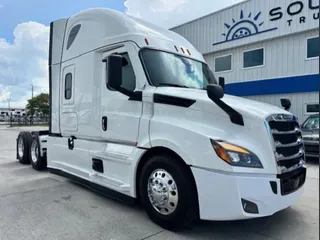 2022 Freightliner Cascadia 126