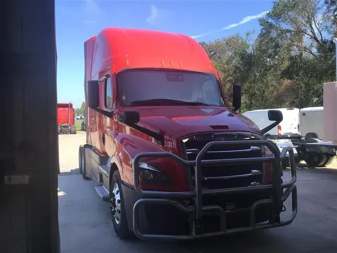 2021 FREIGHTLINER CA126