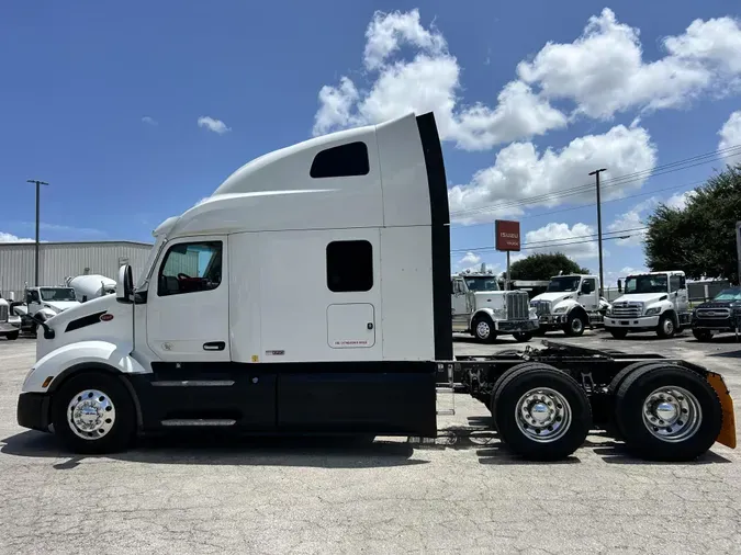 2022 Peterbilt 579