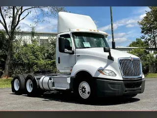 2019 INT LT625 6x4