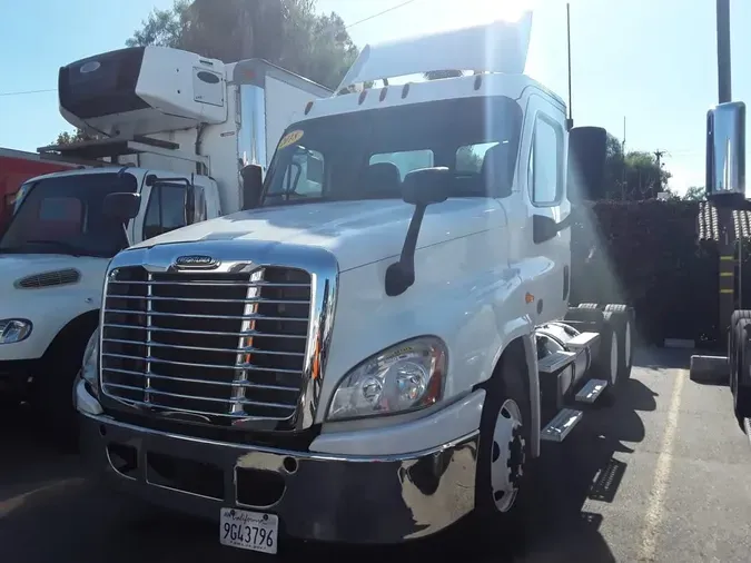 2018 FREIGHTLINER/MERCEDES CASCADIA 1259038b4aa65cb7273f8bbb9943fbdb209