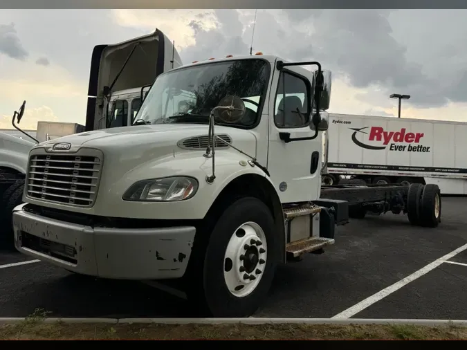 2018 FREIGHTLINER/MERCEDES M2 106903a0832fee99de32cac99bdc2ffd8c1