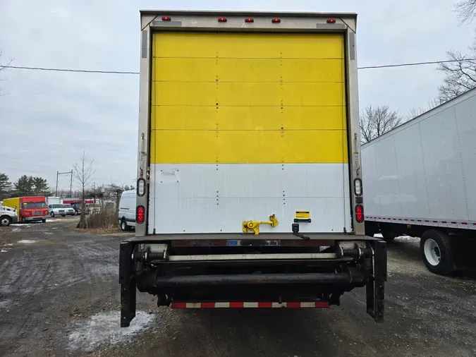 2018 FREIGHTLINER/MERCEDES M2 106