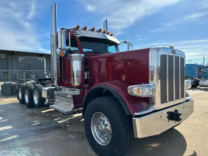 2024 Peterbilt 389